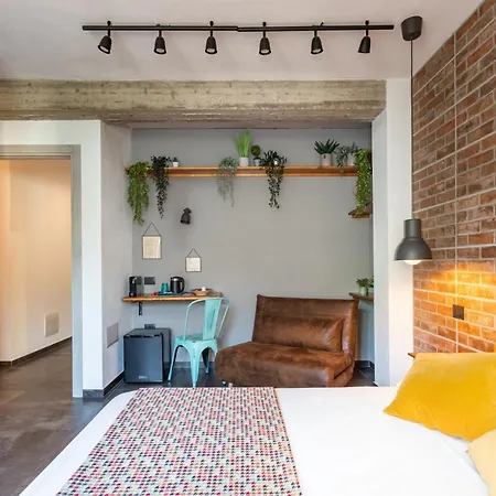 בית הארחה Old 4*