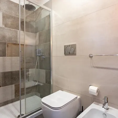 Old בית הארחה 4*