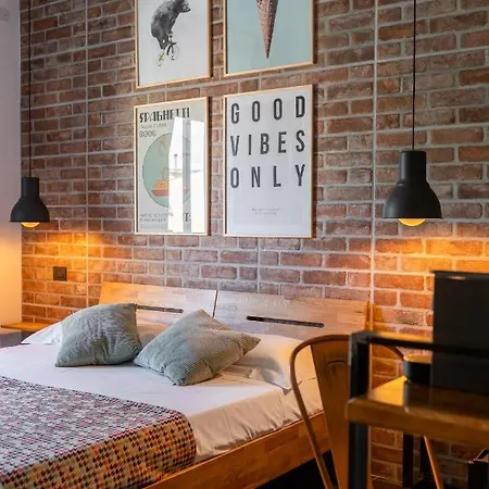 Old בית הארחה Quartu SantʼElena